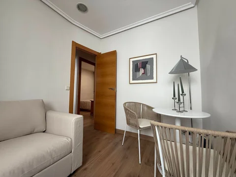 Piso en paseo de la Reina Cristina, 12 - Foto 2