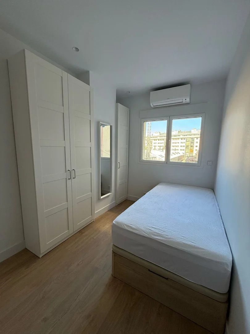 Estudio en avenida de los Toreros, 59 - Foto 3