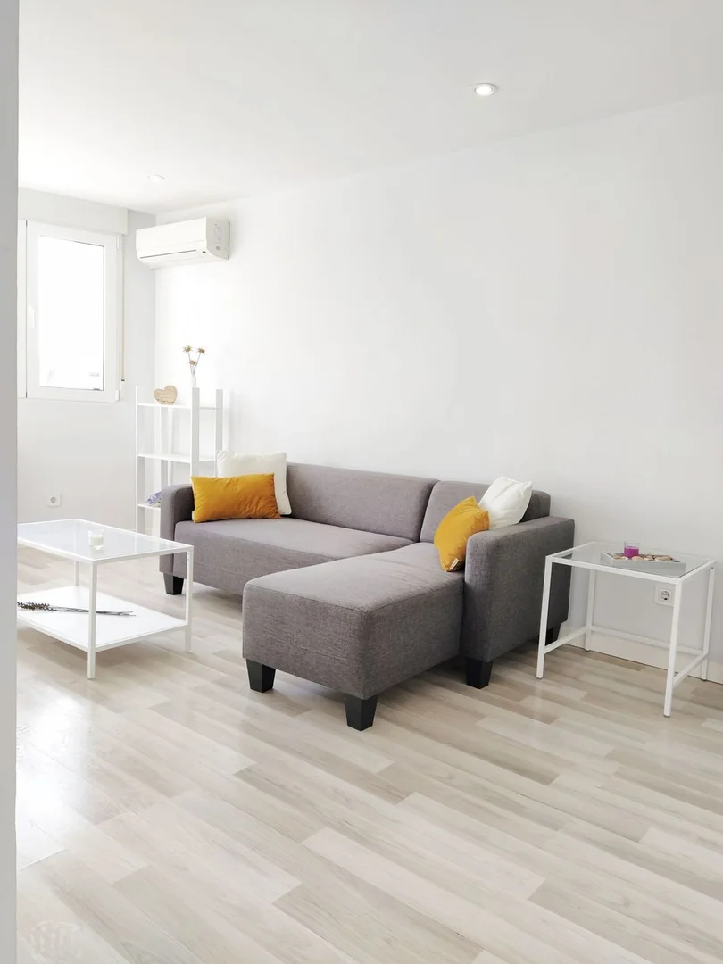 Piso en calle del Poeta Blas de Otero, 71 - Foto 2