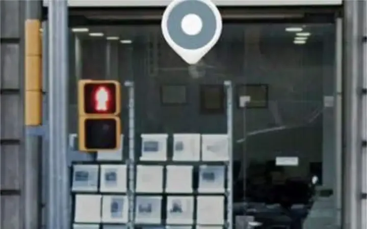Local comercial en Balmes - Foto 1
