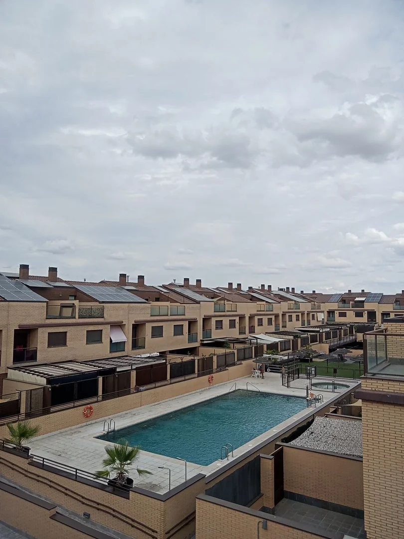 Chalet pareado en CL Ferenc Puskas, 66, El Cañaveral - Foto 2
