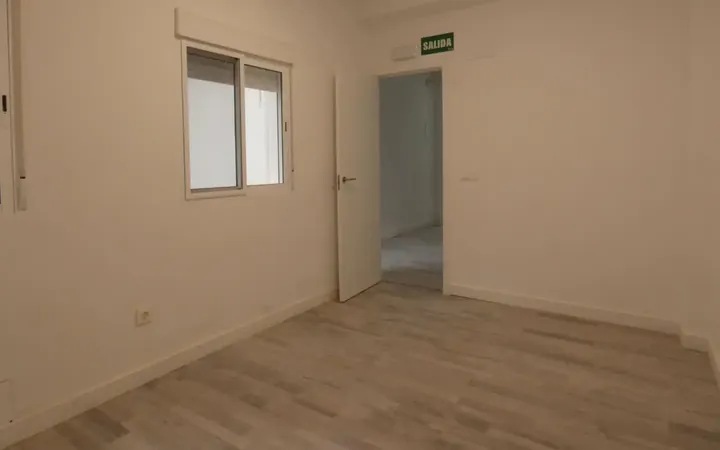 Local comercial en  Calle de José del Pino 48 - Foto 18