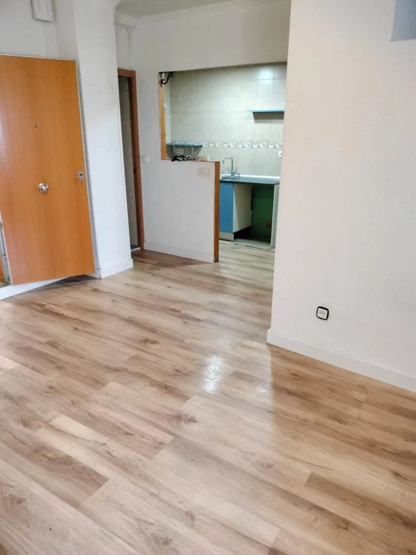 Piso en  Carrer de Bellcaire 62 - Foto 1