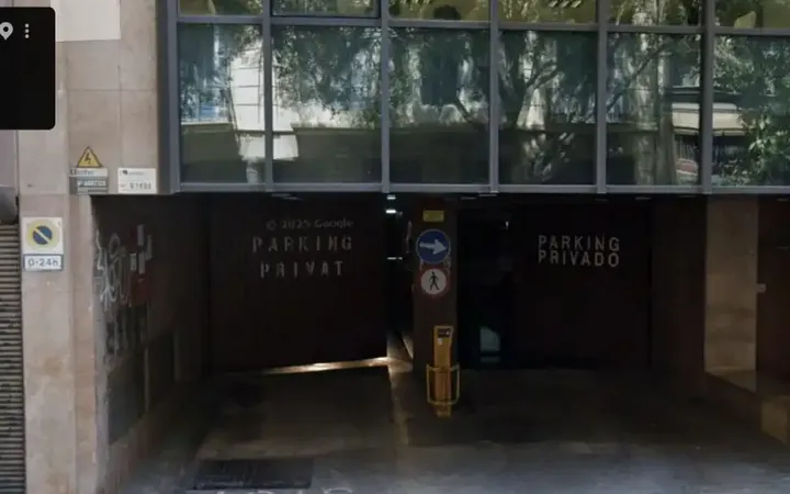 Garaje en  Carrer de Bailèn 67 - Foto 1