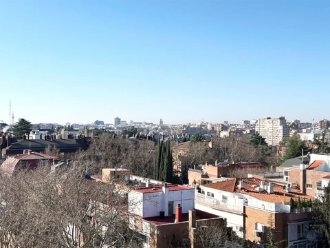 Piso en  Calle de Añastro 9 - Foto 40