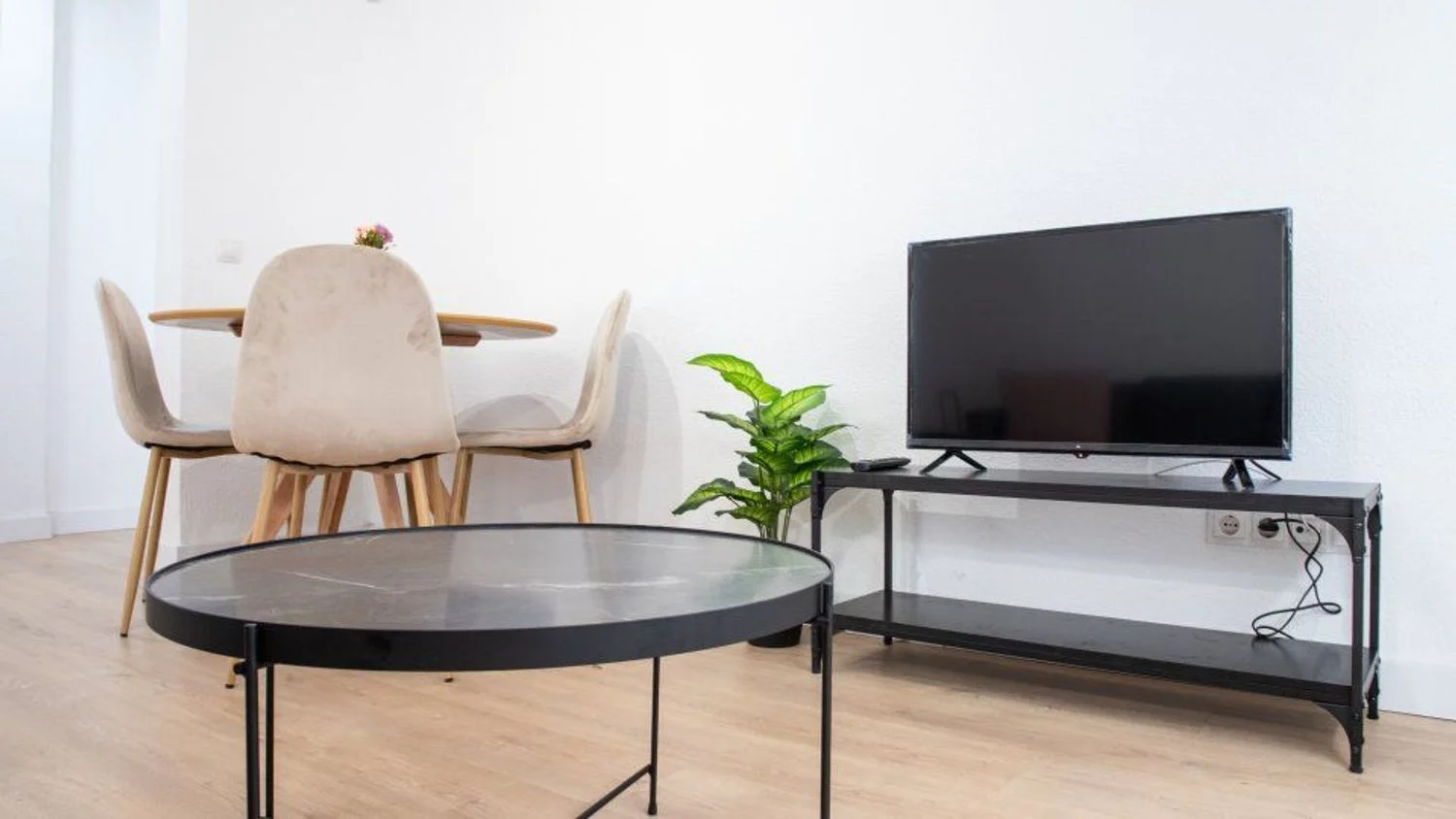 Piso en Barrio Almendrales - Foto 2