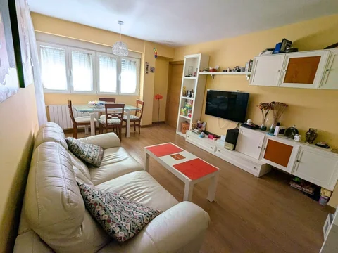 Piso en Barrio Aluche - Foto 1