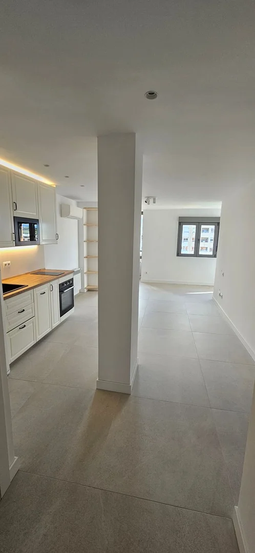 Piso en calle de Rosalía de Castro, 75 - Foto 4