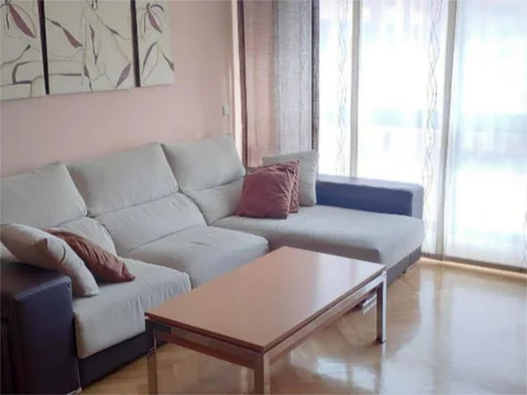 Piso en  Calle de Nicolás Salmerón 32 - Foto 2