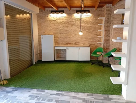 Local comercial en  Carrer de Teodor Llorente - Foto 1