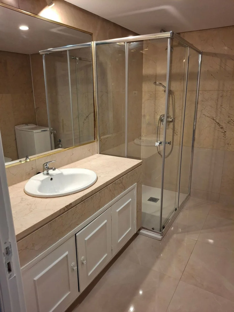 Estudio en calle de la Infanta María Teresa, 7 - Foto 6