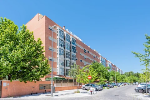 Piso en Barrio Alameda de Osuna - Foto 2