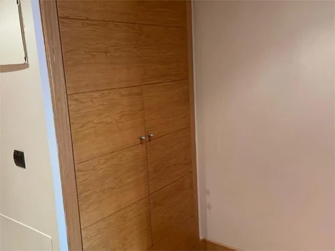 Piso en  Calle de Portomarín 11 - Foto 5