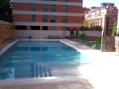 Piso en calle Rafael Bergamín, 5 - Foto 1