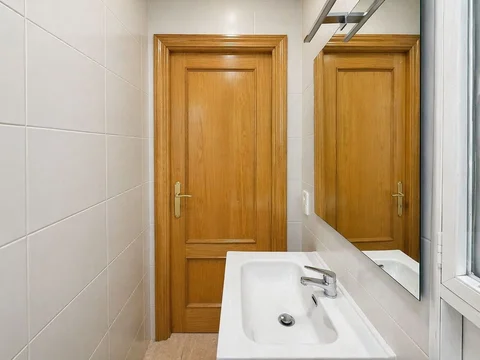 Piso en Barrio Malasaña-Universidad - Foto 8