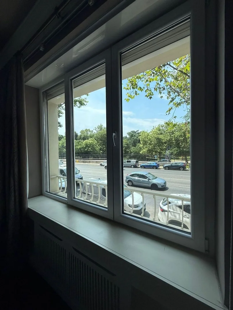 Piso en avenida de Menéndez Pelayo, 21 - Foto 1