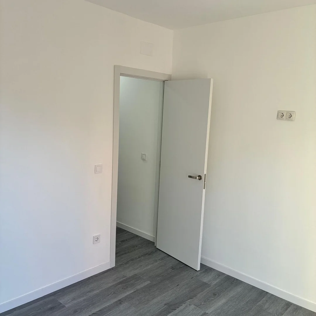 Piso en calle de la Marina, 256 - Foto 4