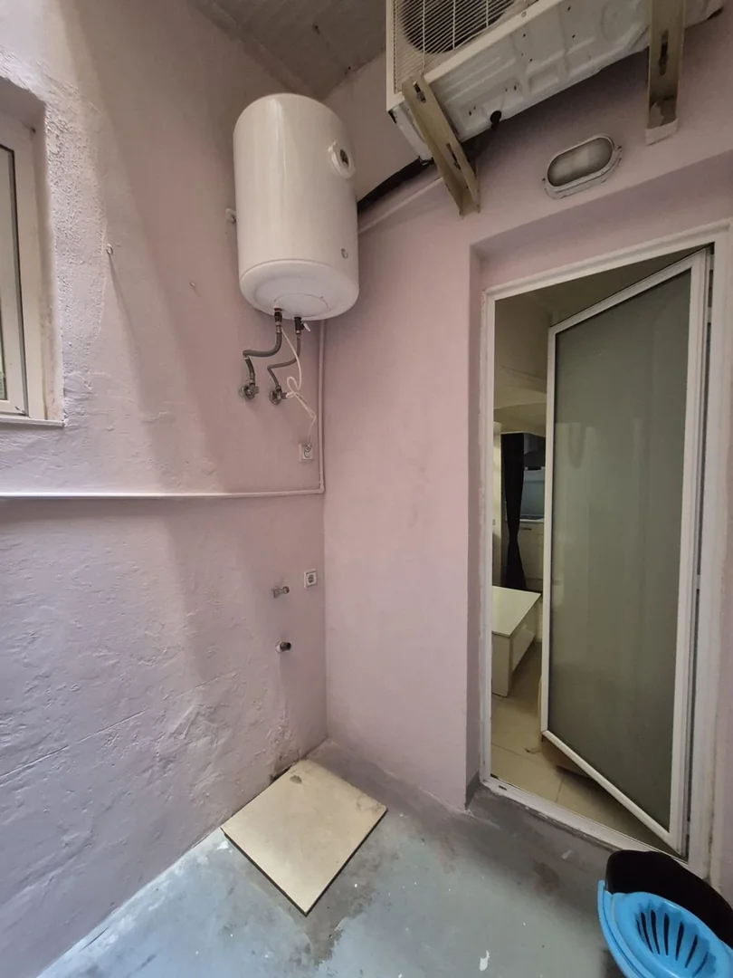 Estudio en Calle de la Mare de Déu de la Salut, 90, La Salut - Foto 17