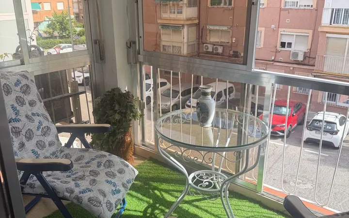 Piso en Calle de Ramón Gómez de la Serna, 6 - Foto 1