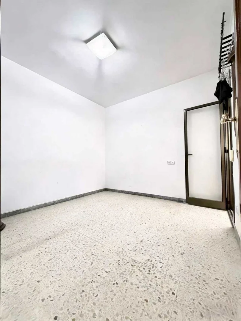 Piso en Barrio Les Roquetes - Foto 1