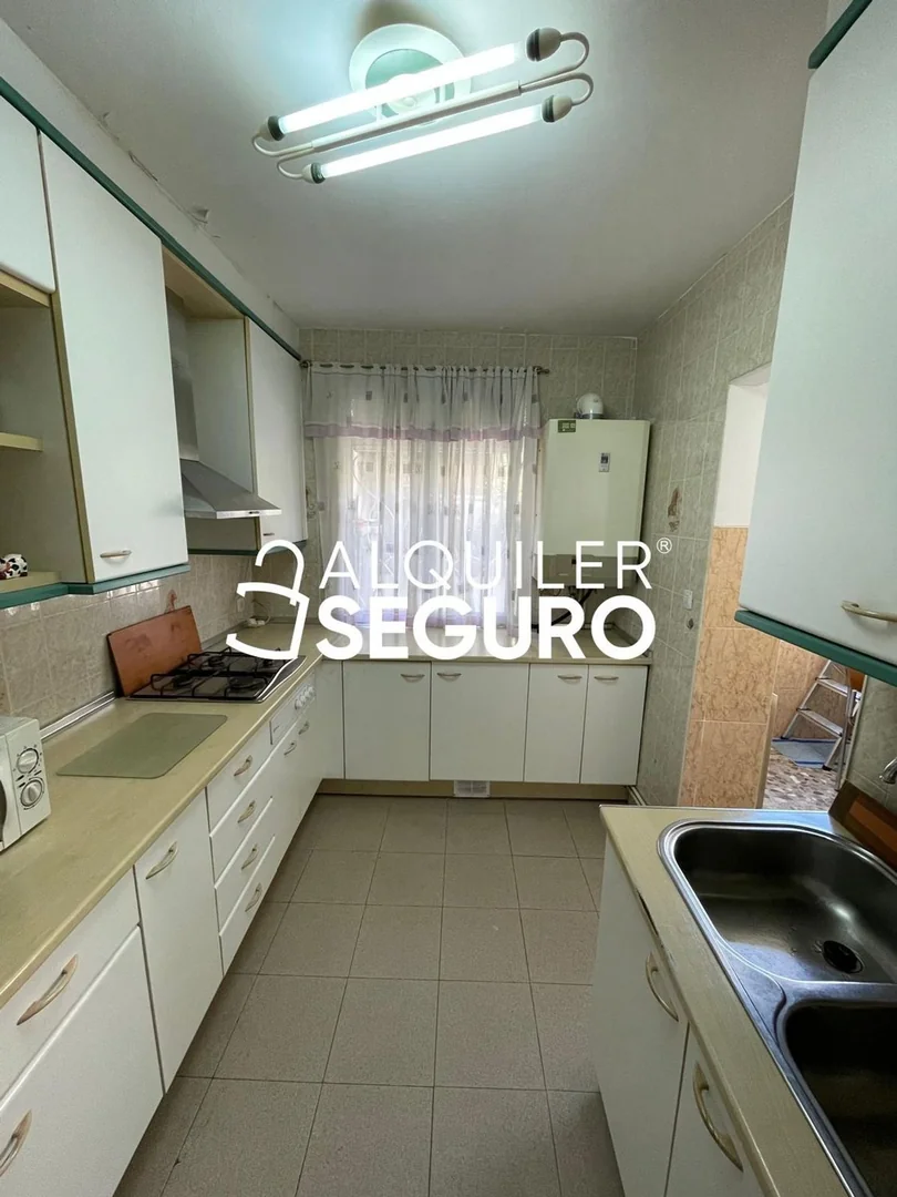 Piso en Travesía de Santoña, Zofío - Foto 5
