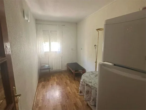 Piso en  Calle de Gomeznarro 492 - Foto 5
