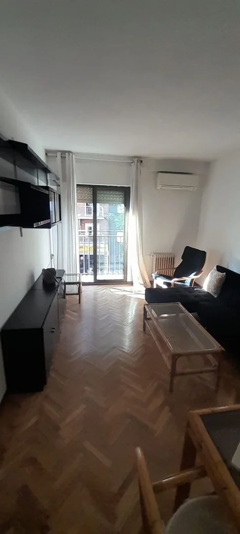 Piso en Calle de Clara del Rey, 5 - Foto 4