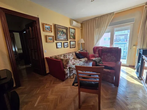 Piso en calle del Camino de los Vinateros, 169 - Foto 2