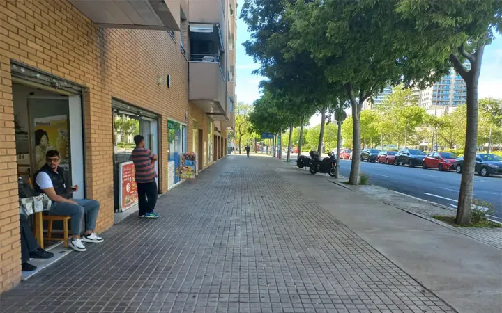 Local comercial en  Carrer de la Selva de Mar 3 - Foto 1