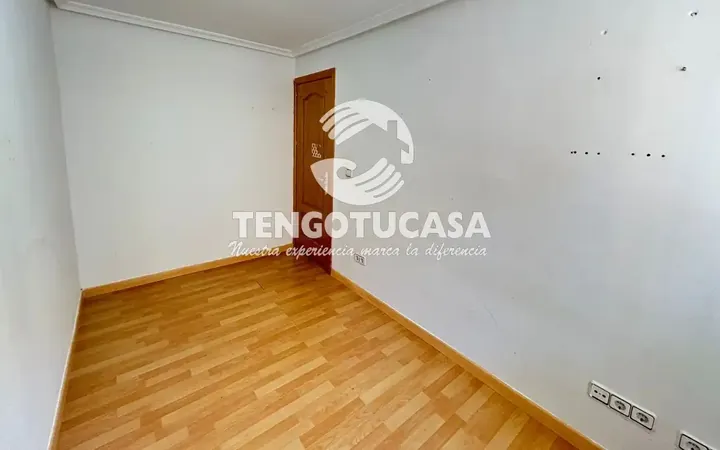 Piso en  Calle de Nuestra Señora del Villar - Foto 7