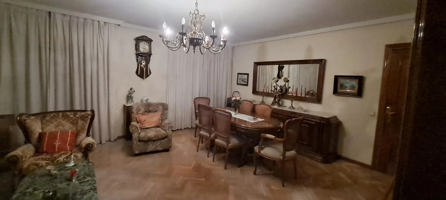 Piso en calle Hermanos del Moral, 44 - Foto 1