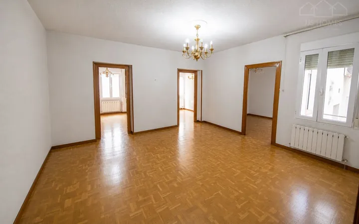 Piso en Calle del Príncipe de Vergara, Nueva España - Foto 1