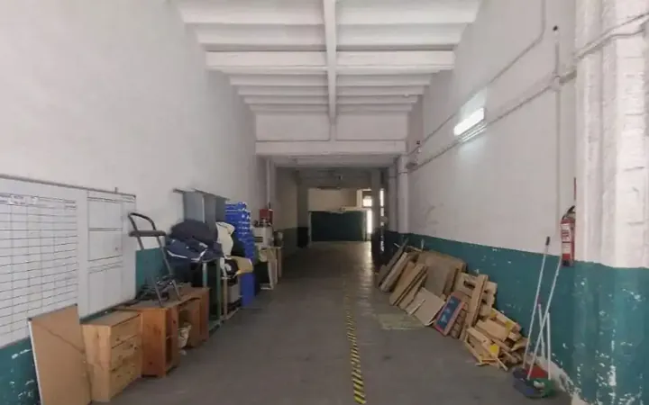 Local comercial en  Carrer de Nàpols 94 - Foto 4