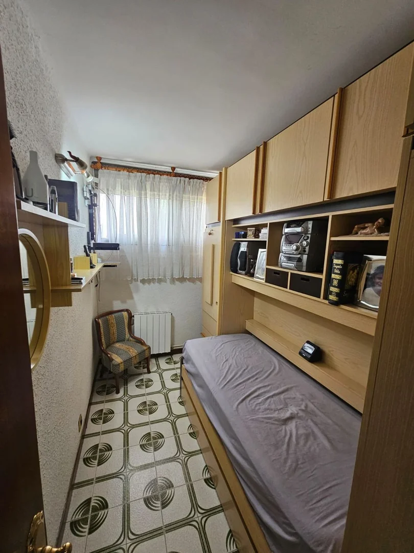Piso en Calle de Puig i Cadafalch, 20, Sant Genís Dels Agudells - Montbau - Foto 18