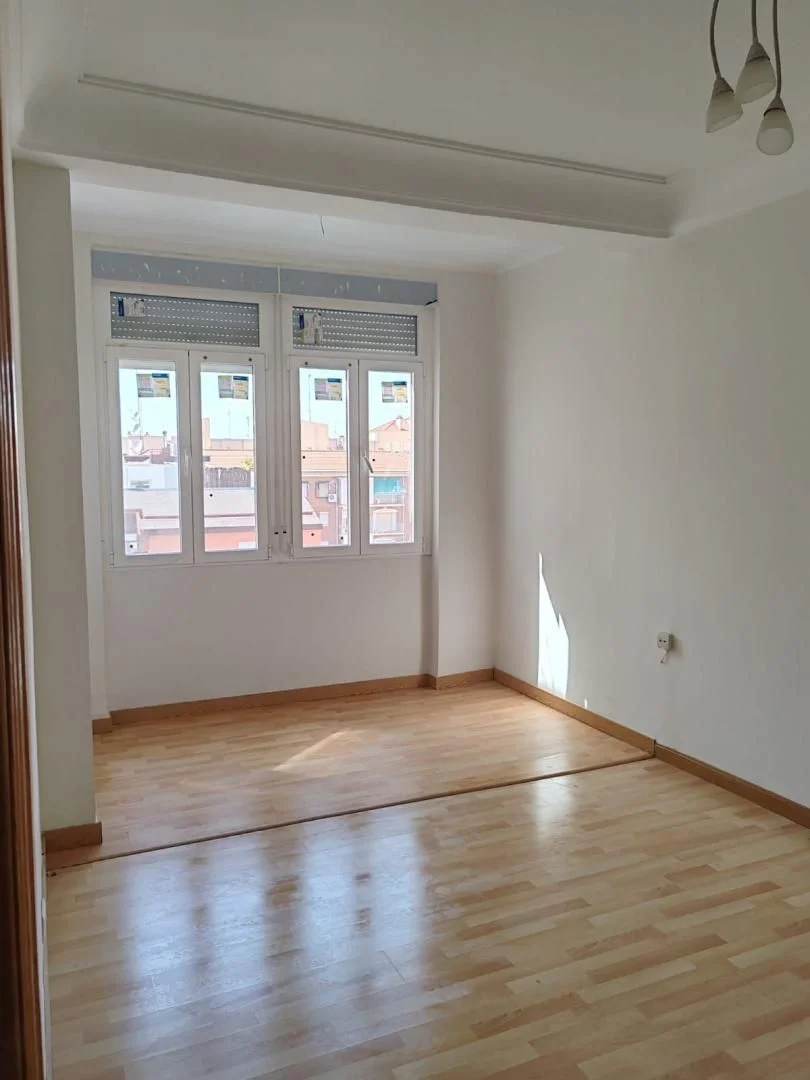 Piso en  Calle de Cea Bermúdez 50