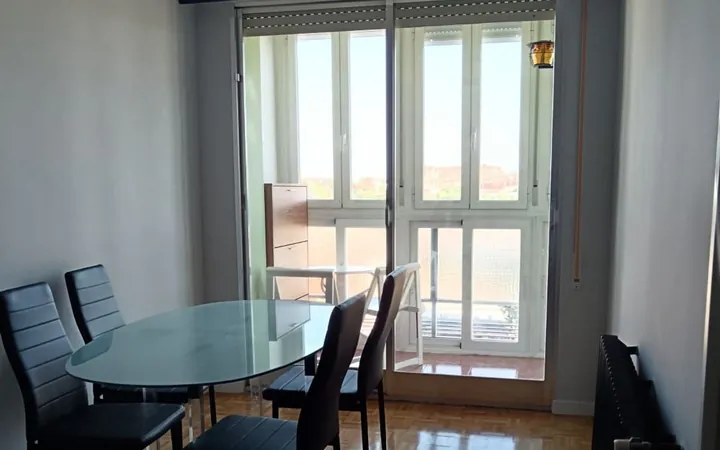 Piso en Calle de Villamanín, 48, Lucero - Foto 1