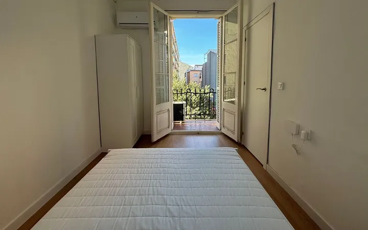 Piso en Calle d'Olzinelles, La Bordeta - Foto 5