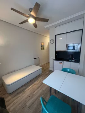 Estudio en calle del Doctor Esquerdo, 160 - Foto 12