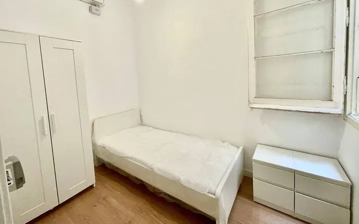 Piso en Calle d'Olzinelles, La Bordeta - Foto 6