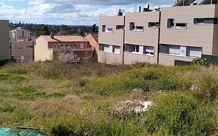 Terreno Residencial en  Avenida del Cardenal Herrera Oria 315 - Foto 2