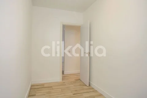 Piso en calle de los Carrascales - Foto 8