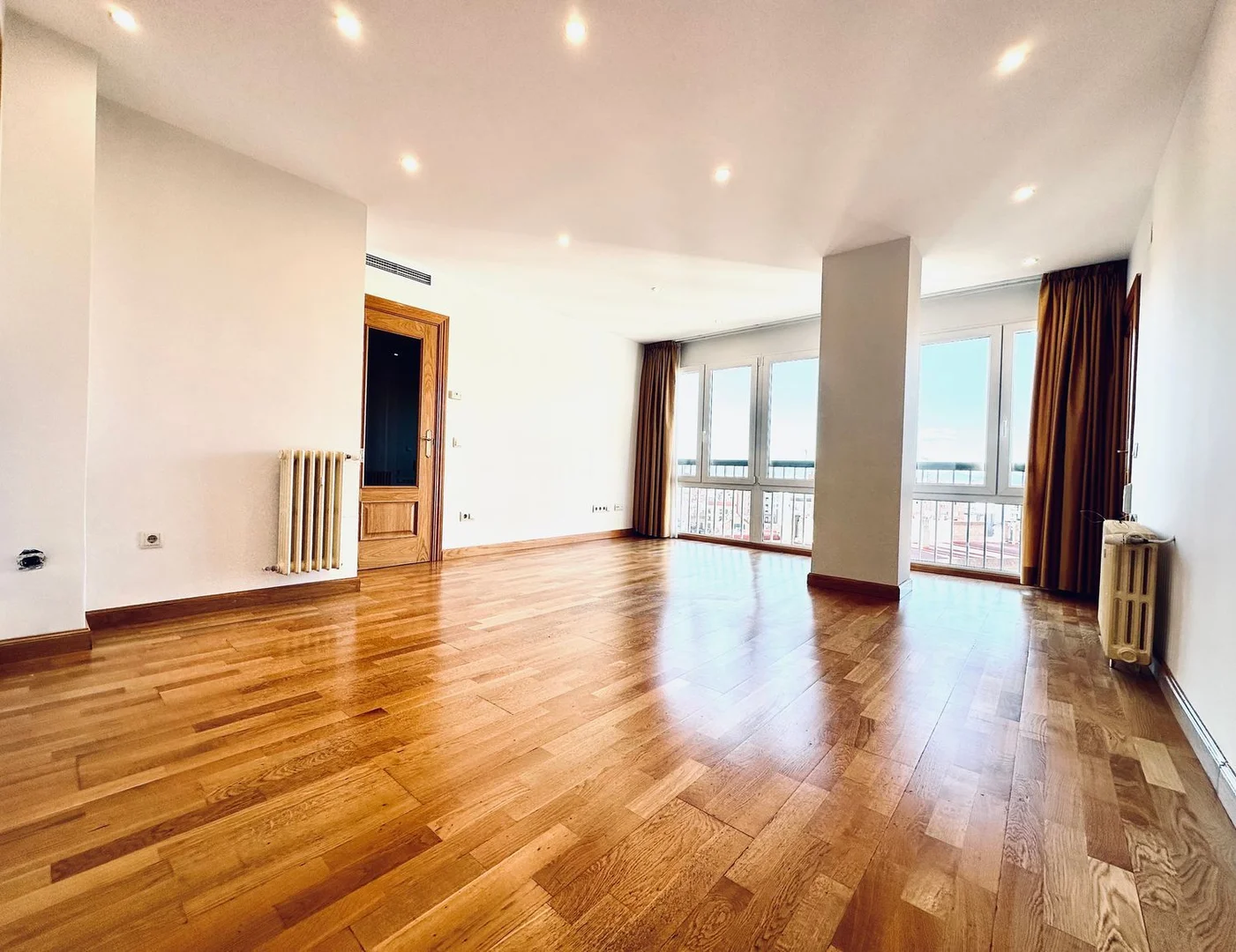 Piso en plaza Angel de Carbajo, 6 - Foto 1