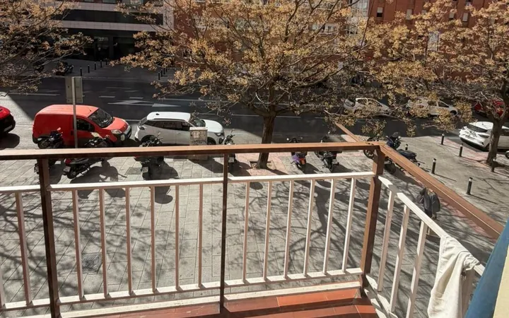 Piso en Calle del Marqués de Viana, 20, Valdeacederas - Foto 1