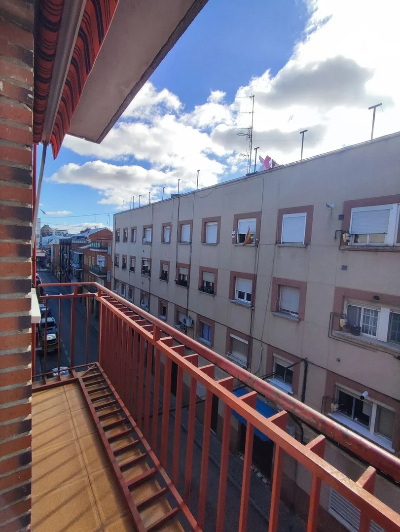 Piso en Barrio Zofío - Foto 10