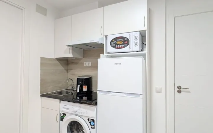 Estudio en Calle San Valentín, Canillejas - Foto 3