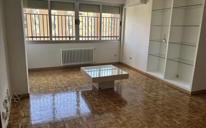 Piso en Calle de Ramón Areces, 12, Media Legua - Foto 1