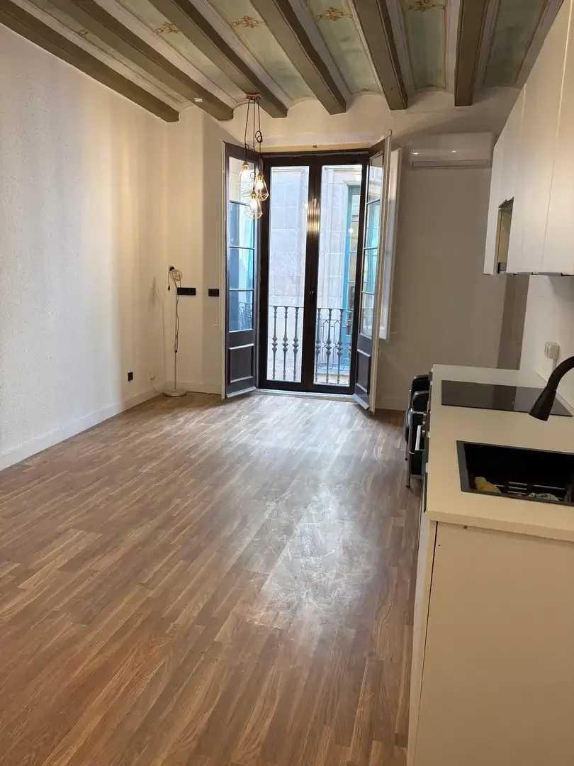 Piso en  Carrer de Valldonzella 1 - Foto 5