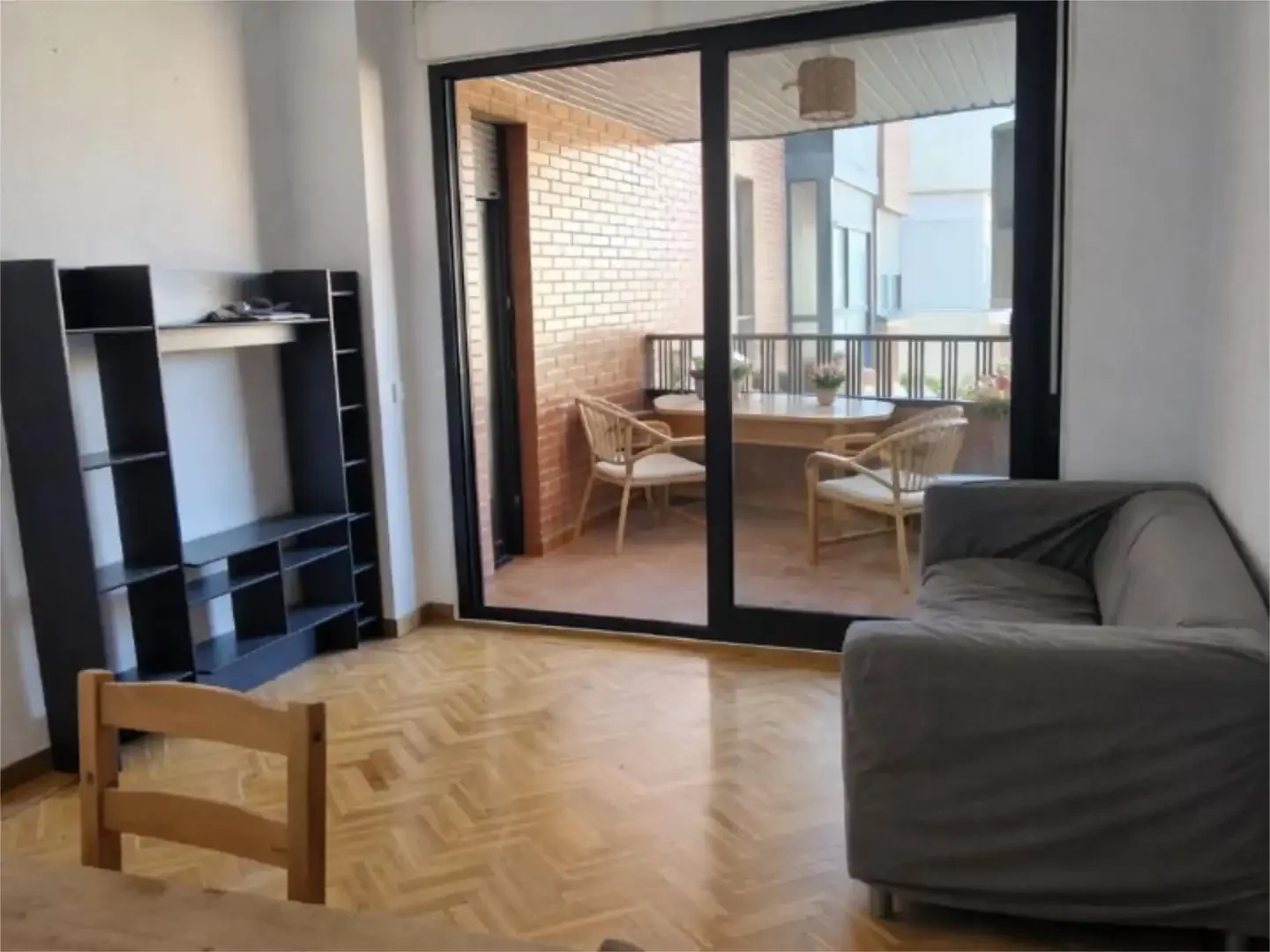 Piso en calle Calle de Luis de Salazar 6 - Foto 2