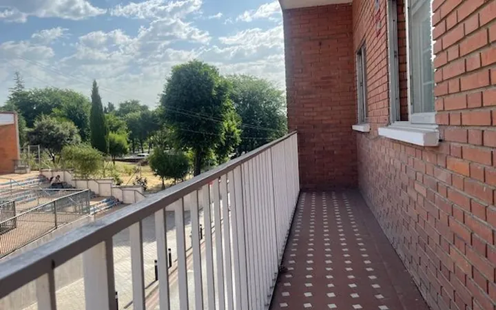Edificio de uso mixto en Calle Fornillos - Foto 14