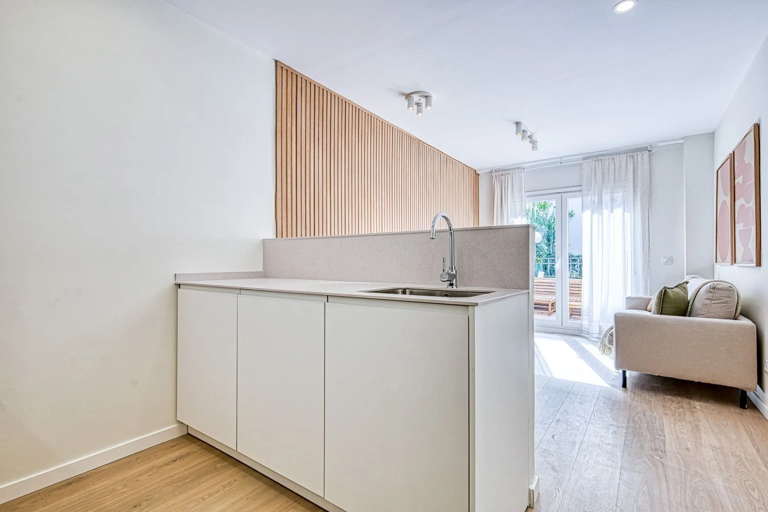 Piso en calle del Mesón de Paredes - Foto 7